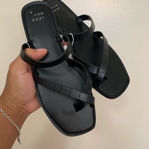 A New Day Black Felicity Cross Strap Sandals